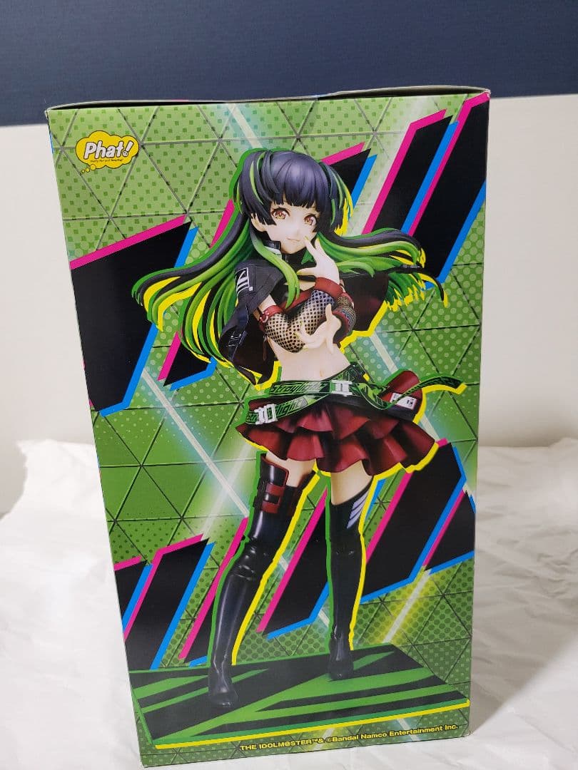 三峰結華 ルフォンドゥ・ラメール 冬優子 ネオンライトロマンサー