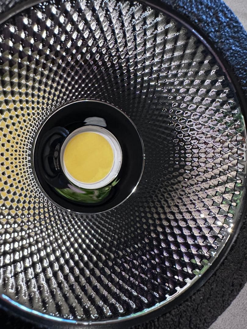 BARREL【NEO AMATERAS 20W】電球E26 色温度：5900K