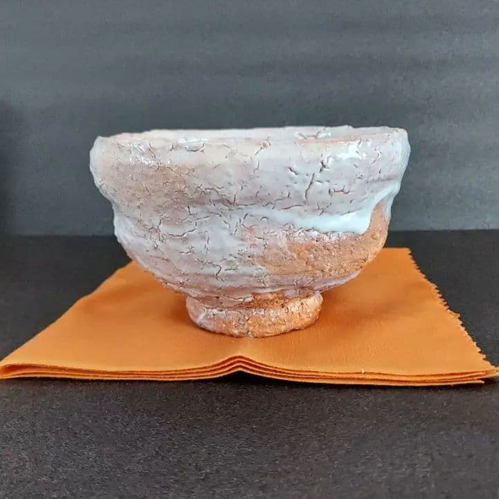 萩焼　抹茶茶碗　宇田川聖谷（玄翁）造　共箱付き