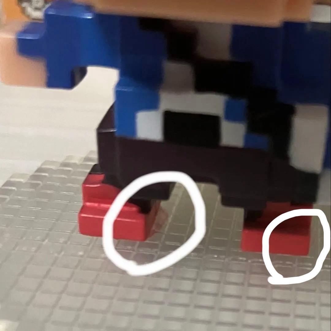 主人公　トウコ　トウヤ　チェレン　ベル　ゲームドット　フィギュア　缶バッジ