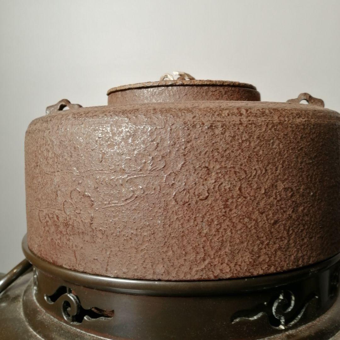 【茶道具】 唐銅鬼面風炉釜 　時代釜師　五郎右衛門作大西清右衛門作　釜266