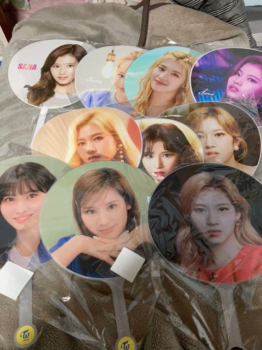 グッズ卒業のため