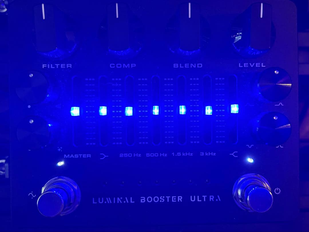 ベース Darkglass Luminal Booster Ultra