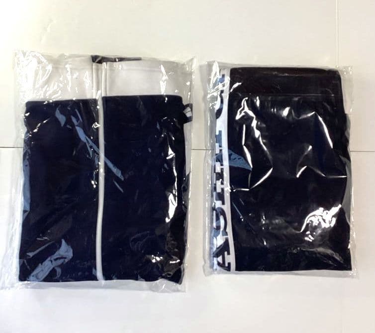 【新品未開封品】新しい学校のリーダーズ 運動着 ジャージ Lサイズ　上下セット