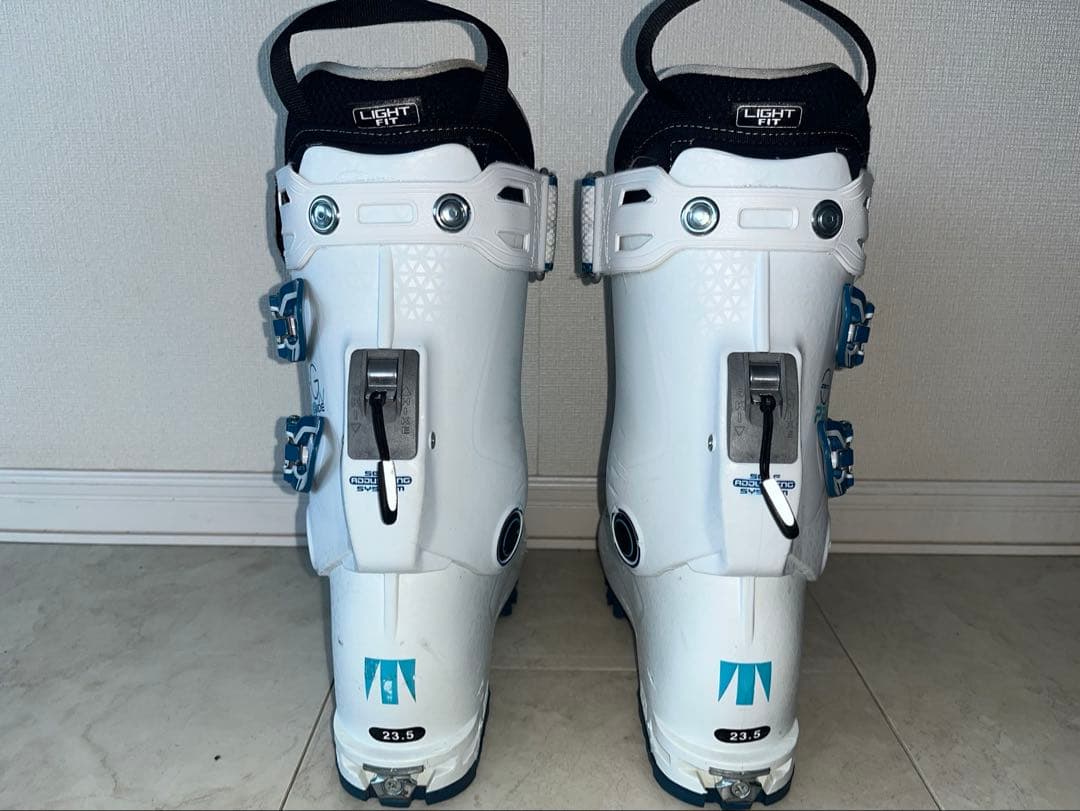 スキー靴 23.5cm テクニカ