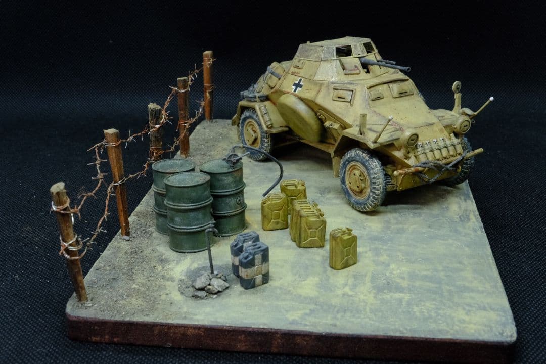 タミヤ【ドイツ軍】 sd.kfz222　1/35完成品　ジオラマベース付き