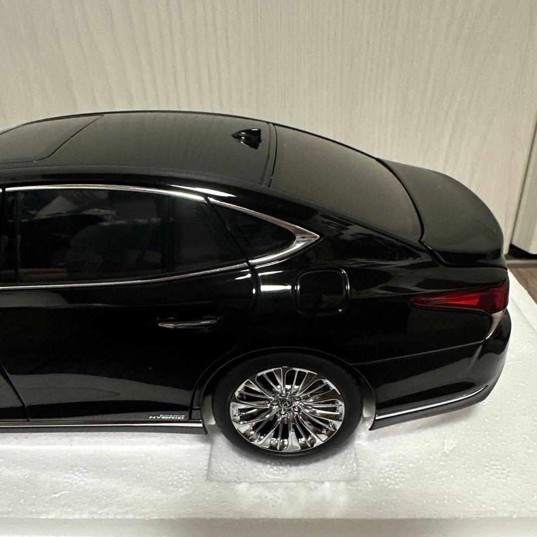 AUTOart Lexus LS500h ブラック 1/18