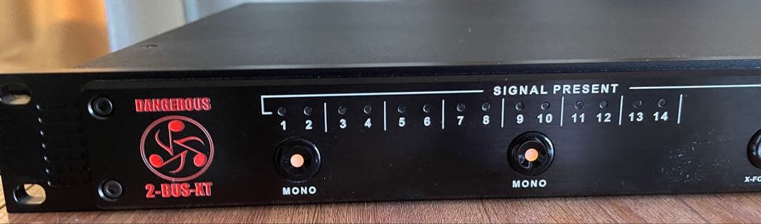 配信機器・PA機器・レコーディング機器 DANGEROUS MUSIC 2-BUS-XT