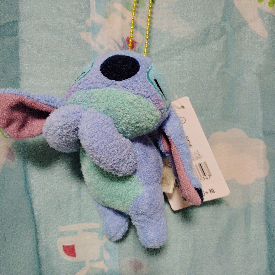 ディズニーストア　スティッチ　プラッシュキーチェーン　ぬいば