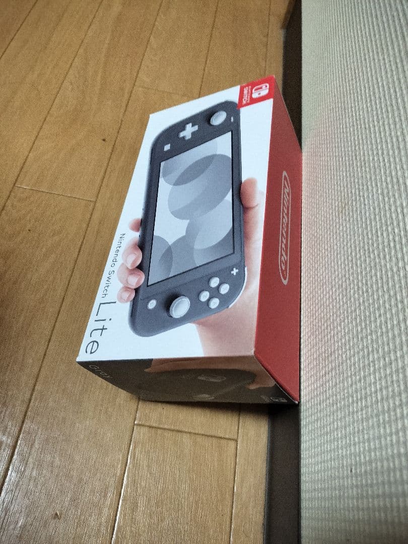 【萬侍】Switch Lite グレー 充電器ケース 箱 保