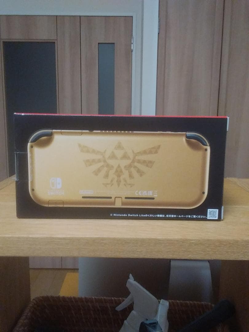美品 Nintendo Switch Lite Hyrule Edition+α