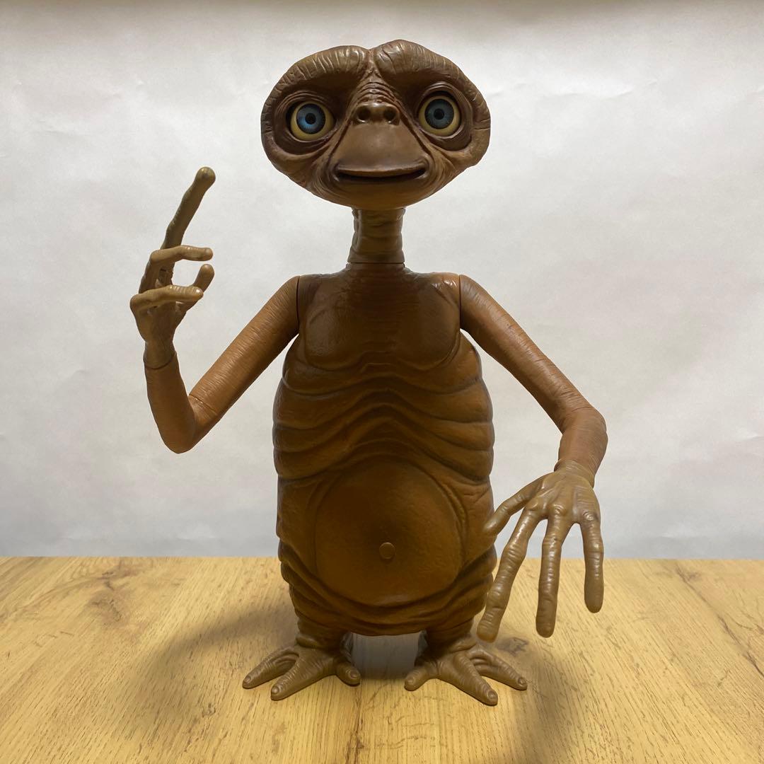 【喋る、動く、光る】ET トーキングフィギュア