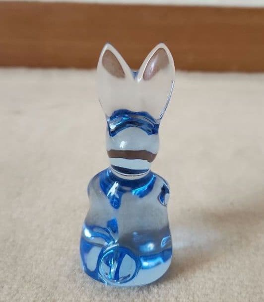 L【美品】BACCARATバカラ　兎ウサギ　飛躍＆交流運　ブルー系　置物　　廃盤