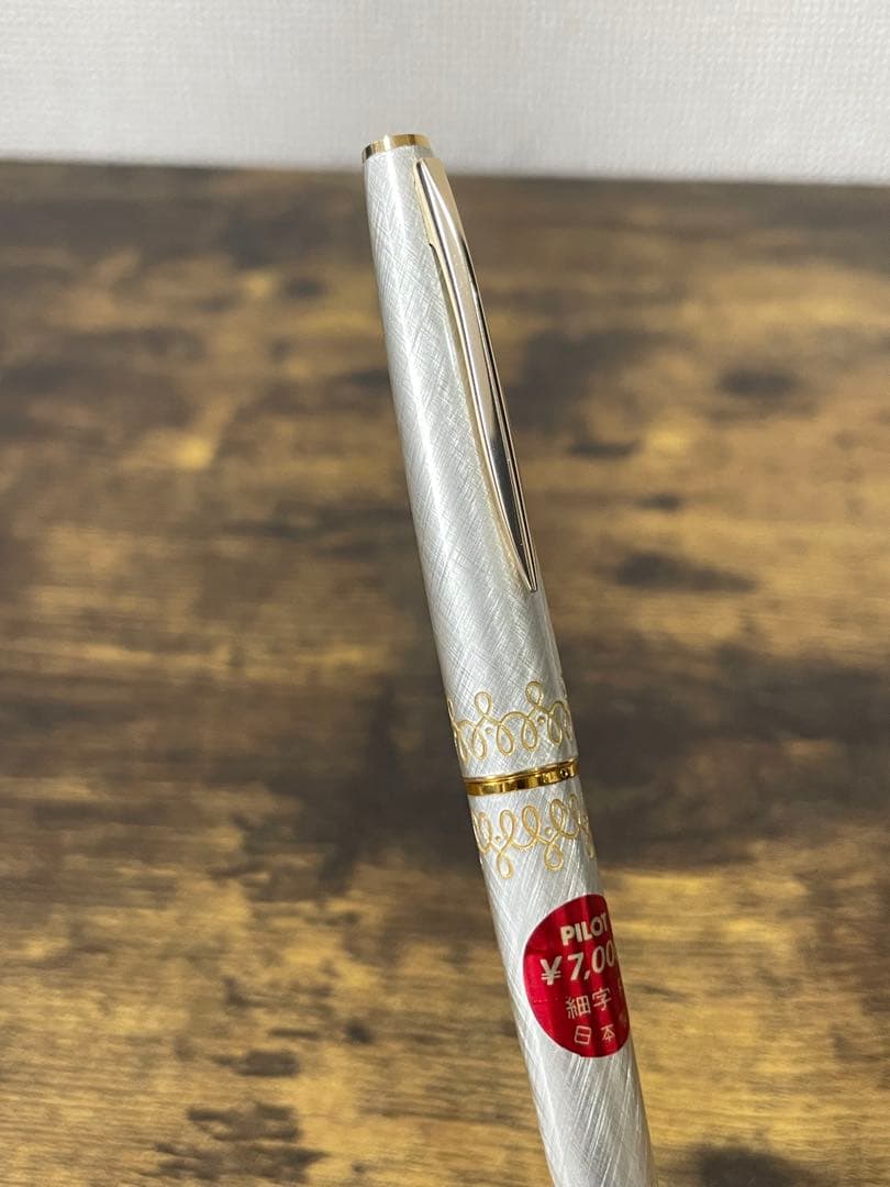 新品未使用 シール付　1970年代製　レディ　18金　F パイロット　万年筆