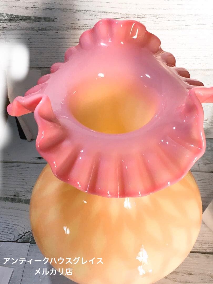 フェントン ベビーピンク ウランガラス ラッフル フラワーベース Fenton