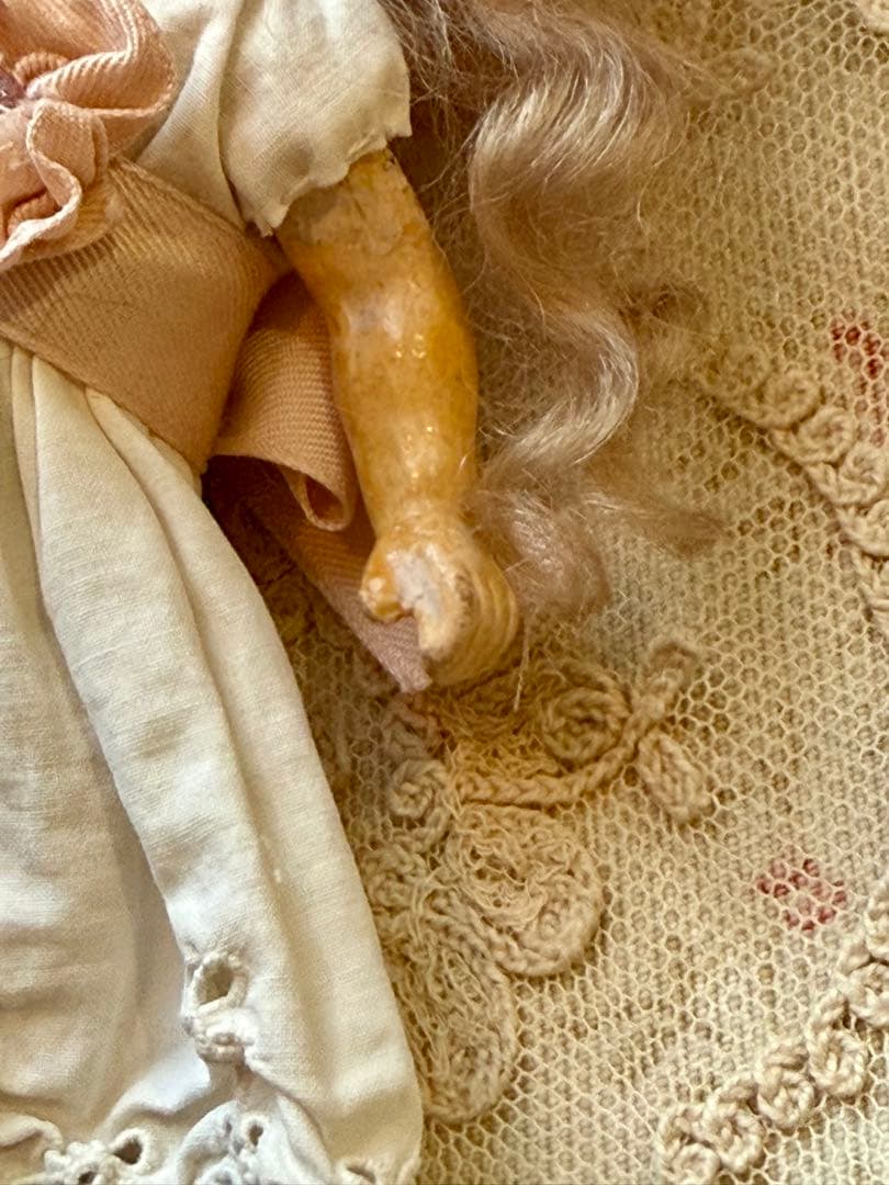 アンティーク　ミニョネット　ドール