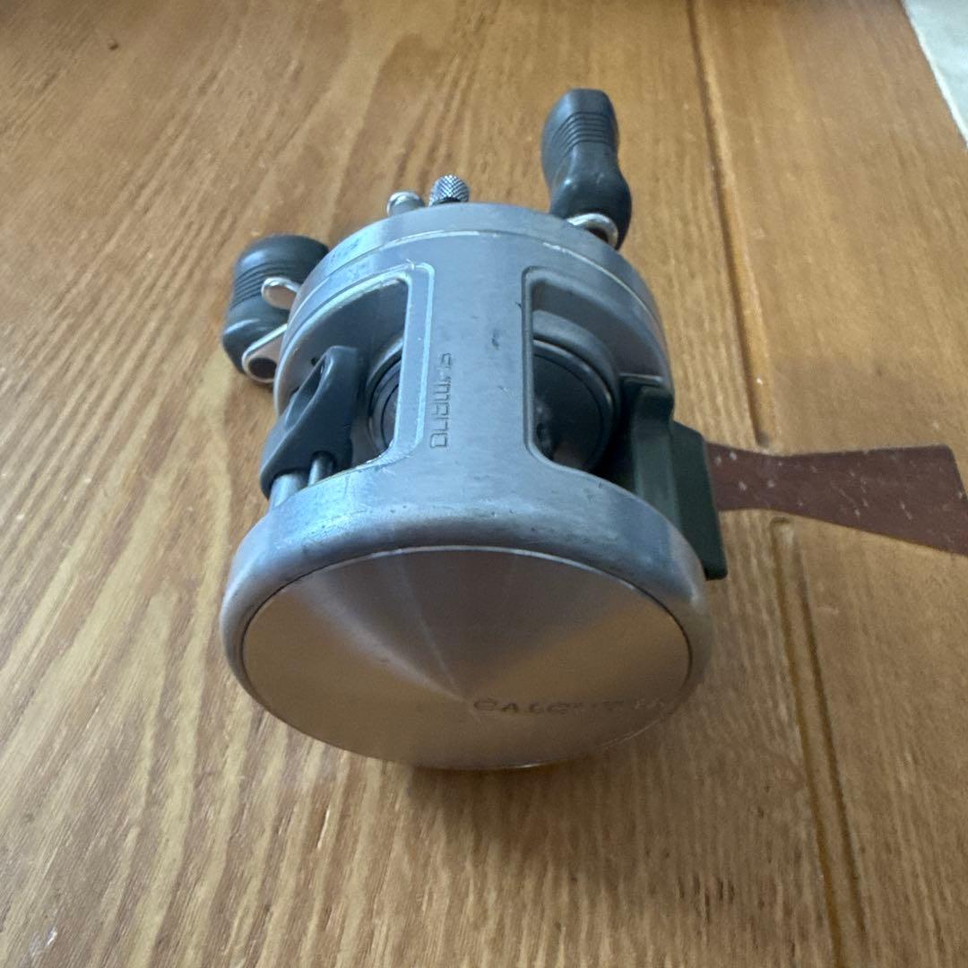 シマノ カルカッタ200