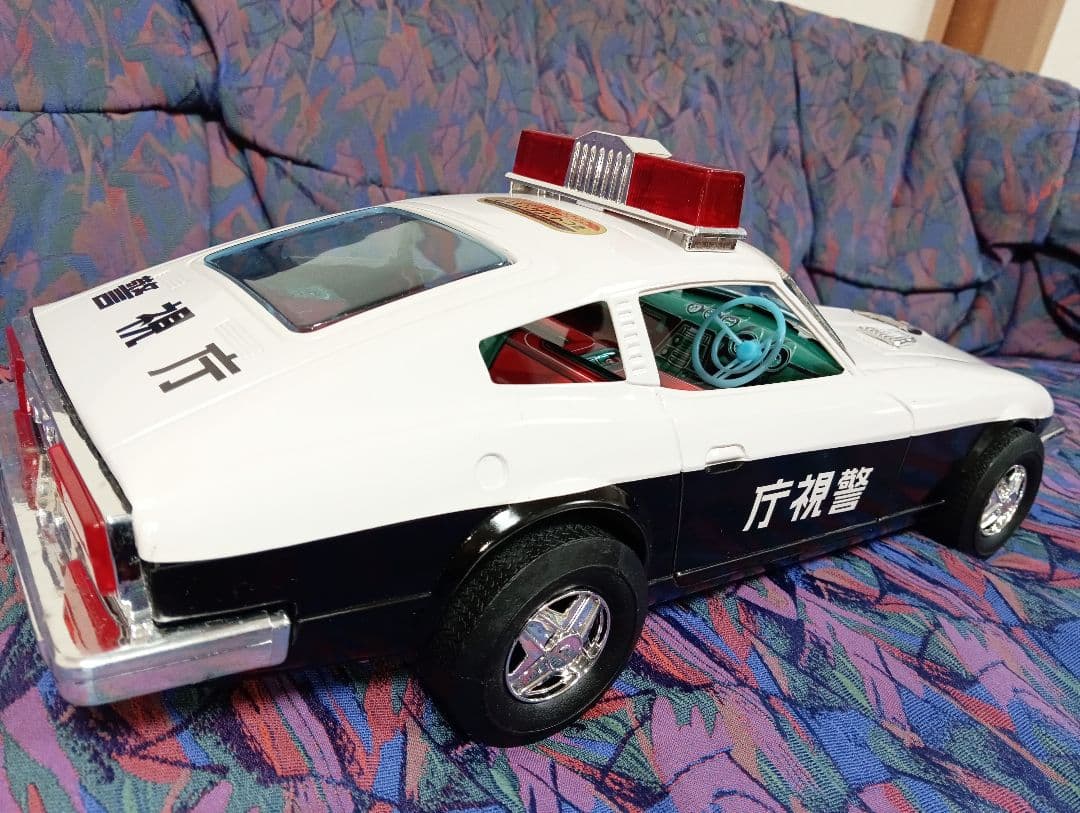 希少イチコーのニッサン Fairlady Z パトロールカー未使用品 全長47㌢
