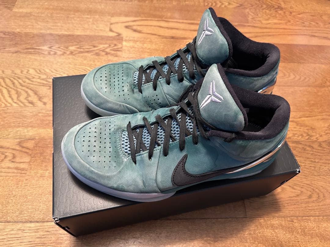 Nike Kobe 4 シューズ