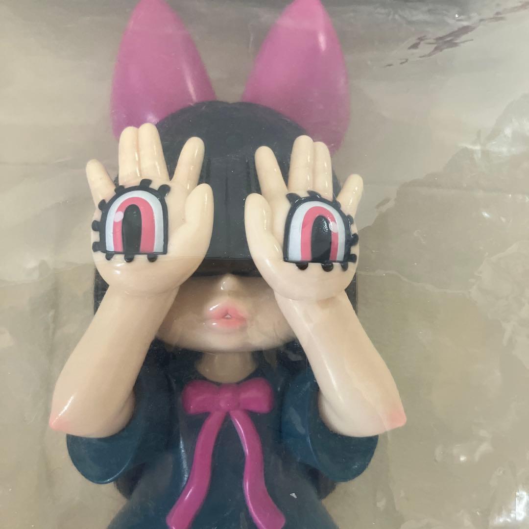 GRAPE BRAIN マッシモ！手の目少女にぎるちゃん あいいろ藍色 ソフビ