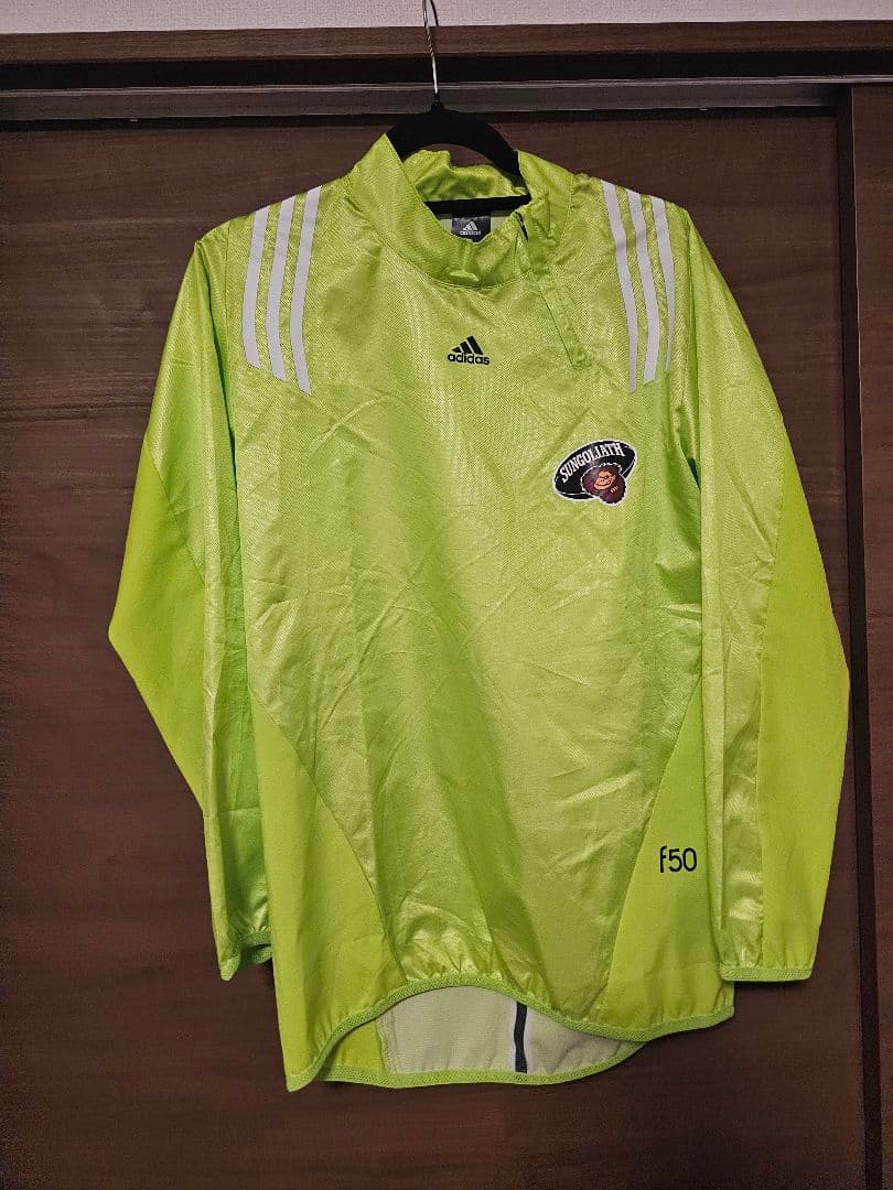 サントリーサンゴリアス　薄手ヤッケ上下