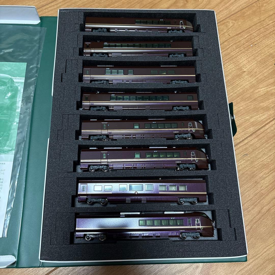 KATO 10-1123 E655系　なごみ5両+お召仕様3両