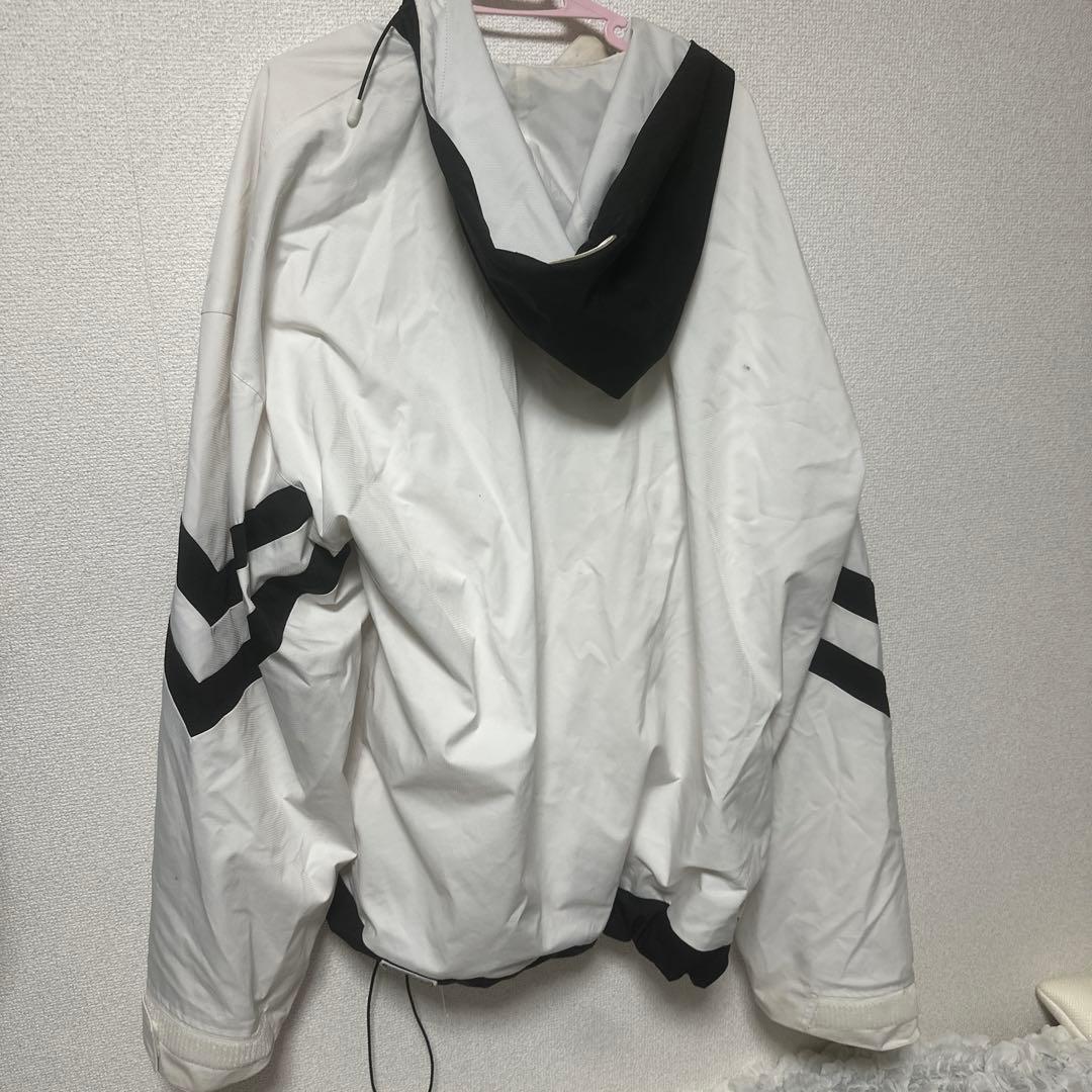 アノラックスタイル スノーボードウェア　韓国ブランド