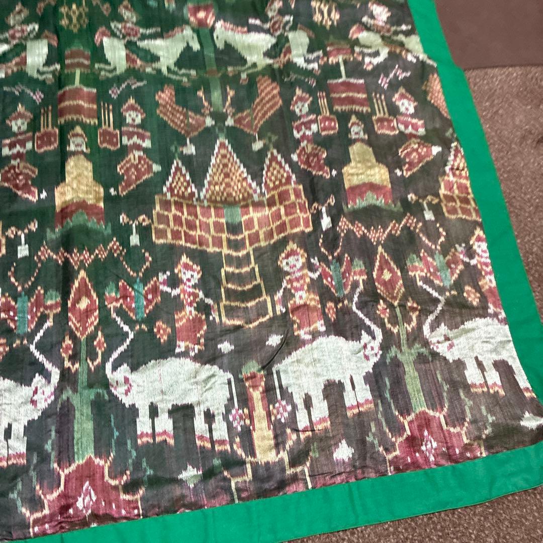 インドネシア領のイカット、織物タペストリー、装飾壁掛け大型約130x98