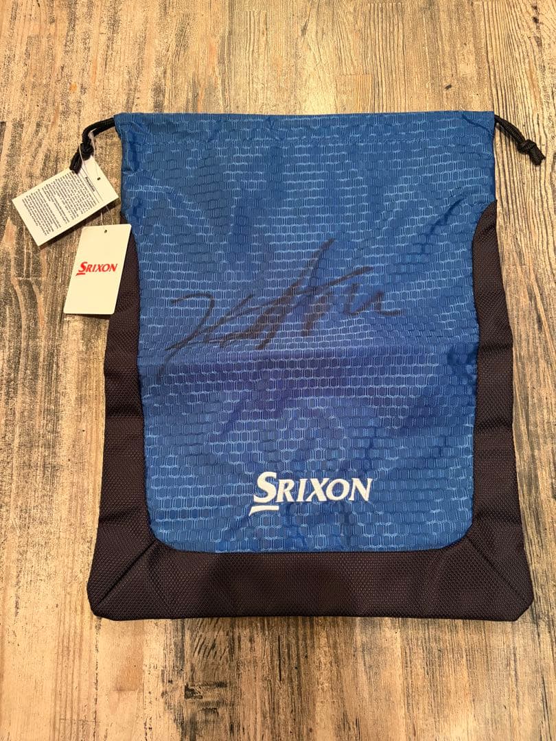 【新品未使用】スリクソン　松山英樹サイン入り　キャディバッグ他3点セット