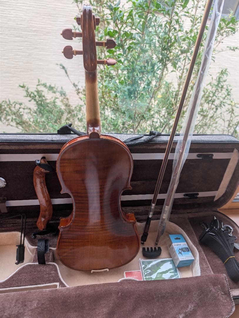 【ほぼ新品・使用30分のみ】工房製4/4バイオリン ケース、弓2本など付属品多数