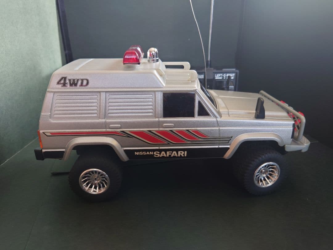 574　【動作確認済】西部警察サファリ【状態良好】