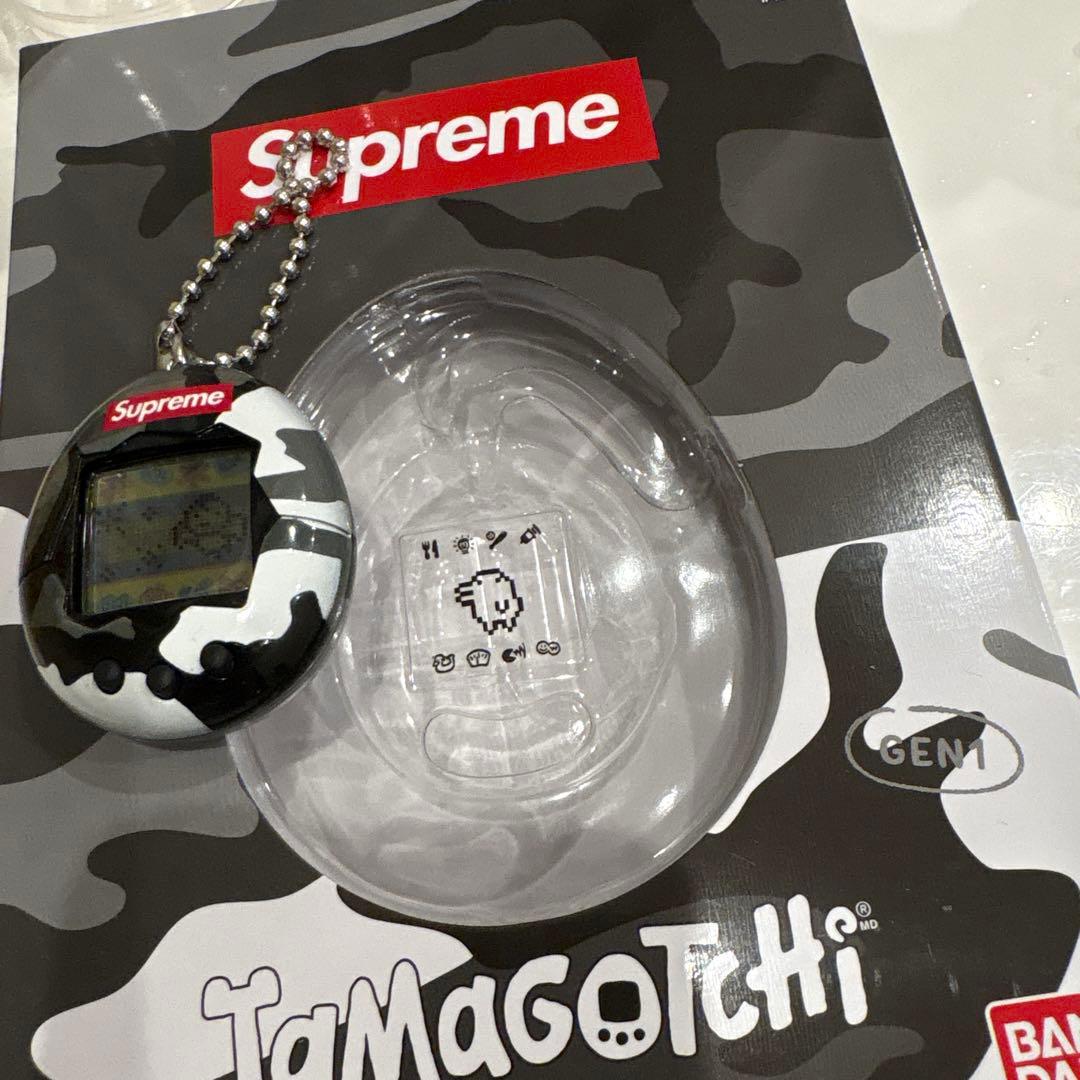 Supreme シュプリーム BANDAI たまごっち ブラックカモ 黒