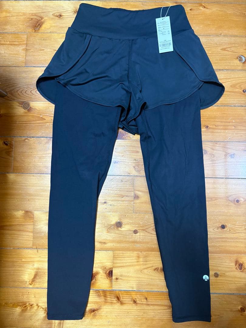 Ｍiuさま専用 ショートパンツ付きレギンス黒　タグ付き