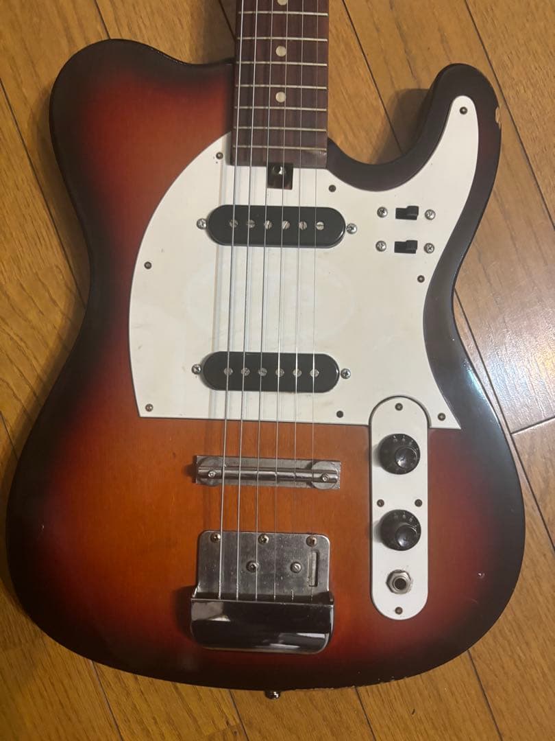 バラ売り不可。ビザールギター トーマス テレキャスタイプ。オマケ付き