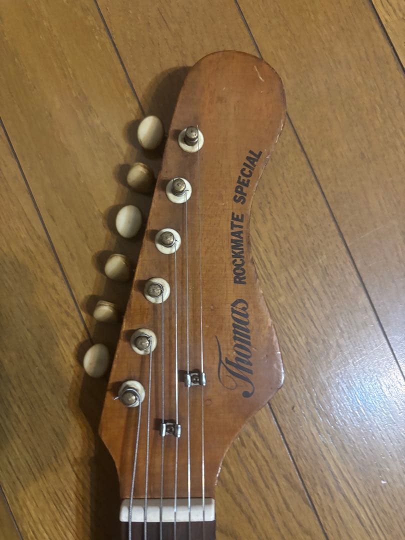 バラ売り不可。ビザールギター トーマス テレキャスタイプ。オマケ付き