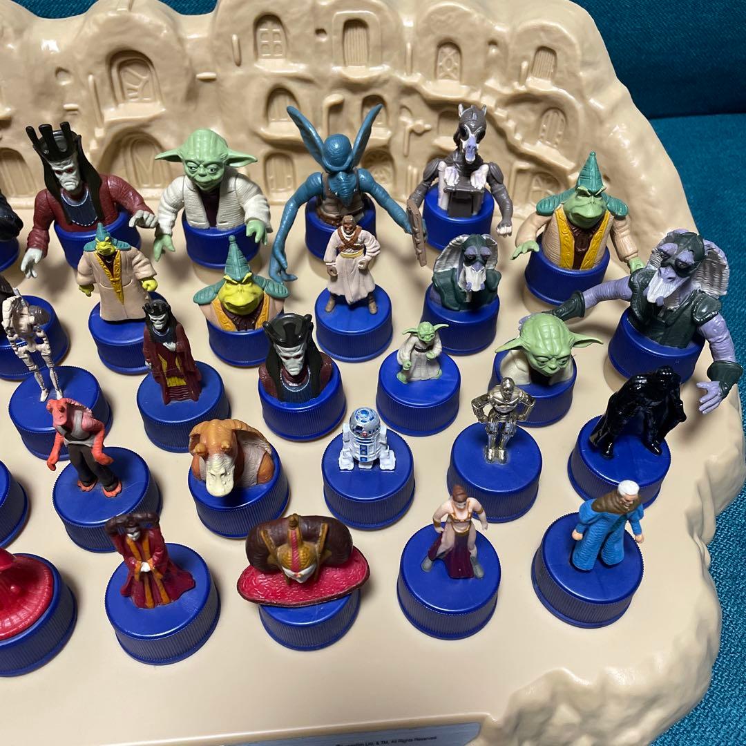 スターウォーズ エピソード1ボトルキャップ フルコンプ コレクションステージ付き