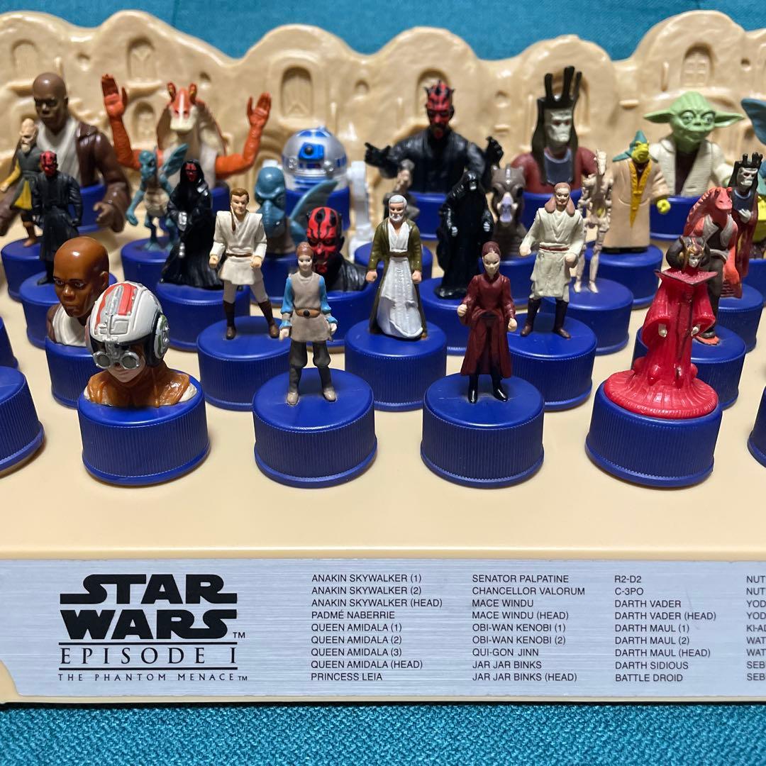 スターウォーズ エピソード1ボトルキャップ フルコンプ コレクションステージ付き