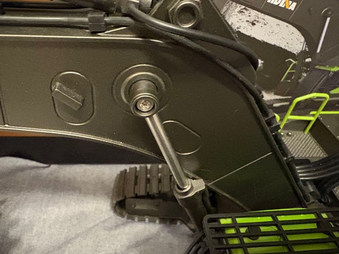 HUINA プロフェッショナルラジコンショベル 1593