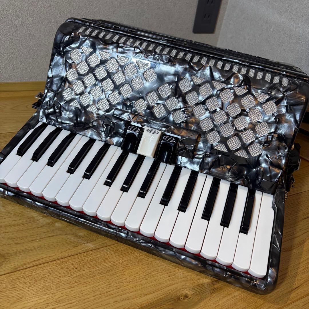 【未使用級】TOMBO トンボ Grandaile アコーディオン GT-32