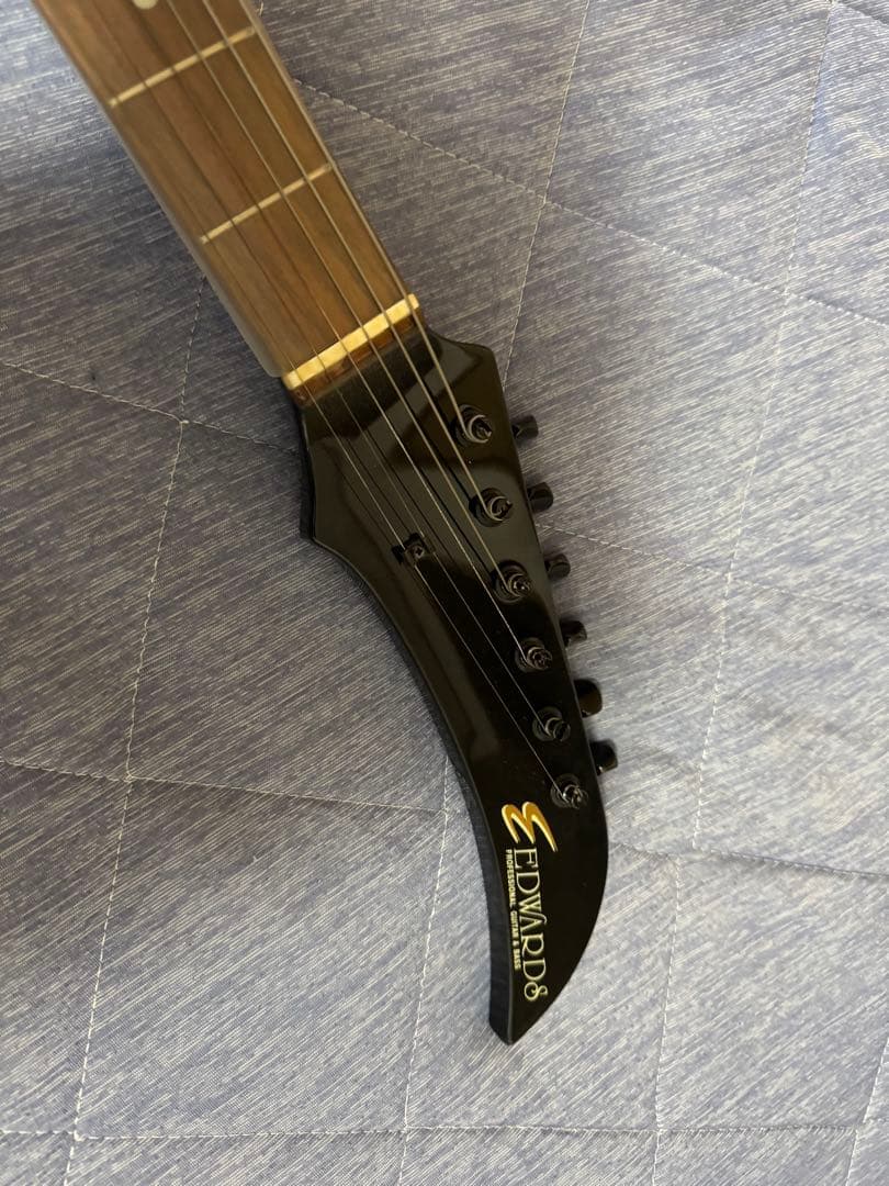 激レアEdwards FANATIC CRISIS和也モデルエレキギター