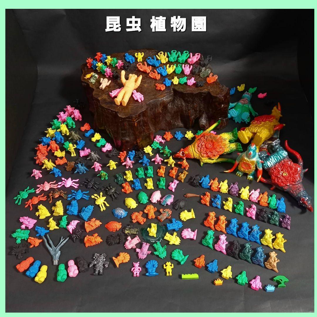 【セミ人間 】濃い桃色　ウルトラ 怪獣 消しゴム 特撮 当時もの