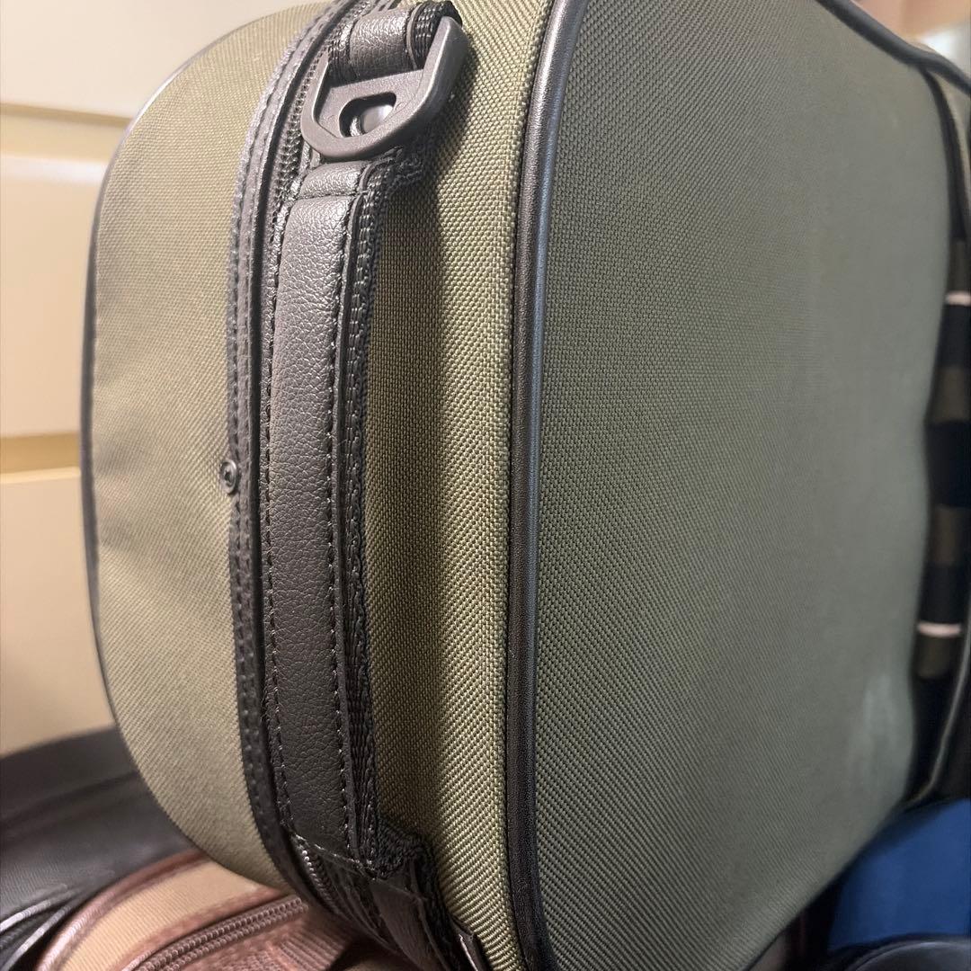 バイオリン　ケース　pedi (カタログより2.3kg)