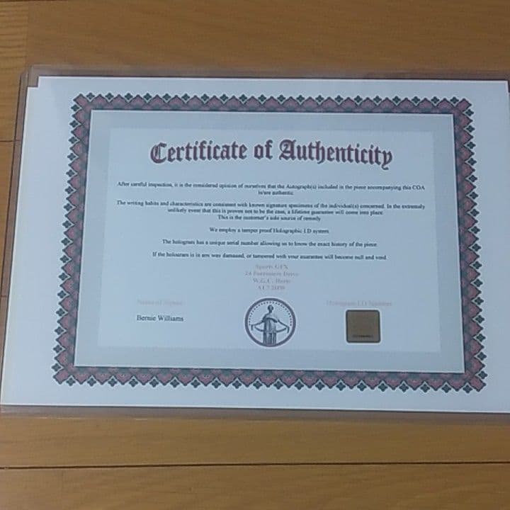 バーニー・ウィリアムズ(ニューヨーク・ヤンキース)直筆サイン入りフォト証明書付き