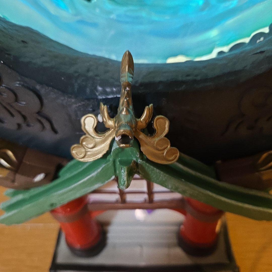 千と千尋の神隠し　海外フィギュア　　　 ライトアップ　チヒロ　ハク　アブラヤ