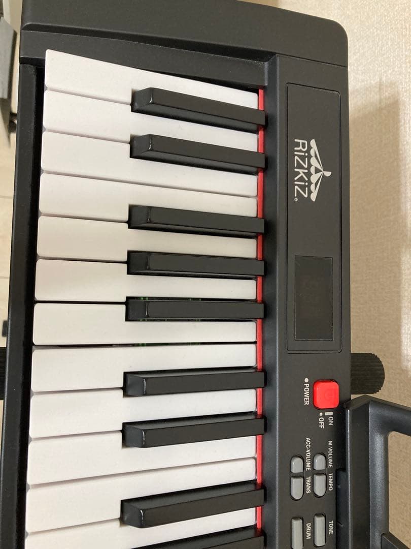 大値下げ　RIZKIZ 61鍵　電子キーボード　譜面スタンド、キーボードスタンド