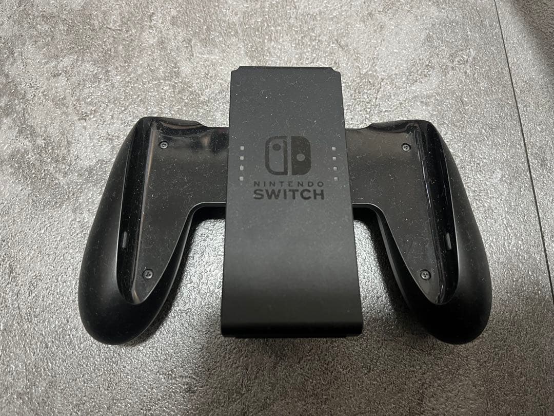 Nintendo Switch 本体　ピカブイ