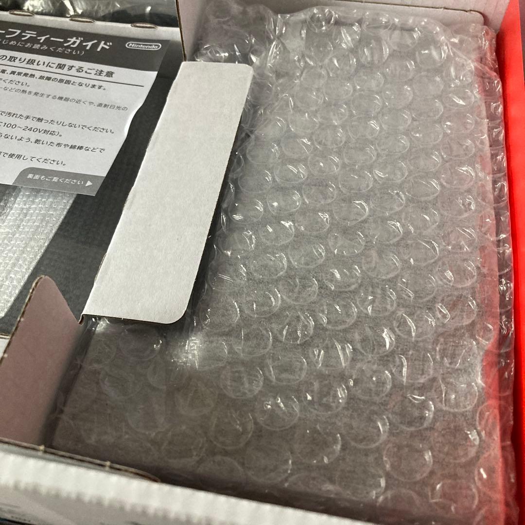 Nintendo Switch 本体　ニンテンドースイッチ