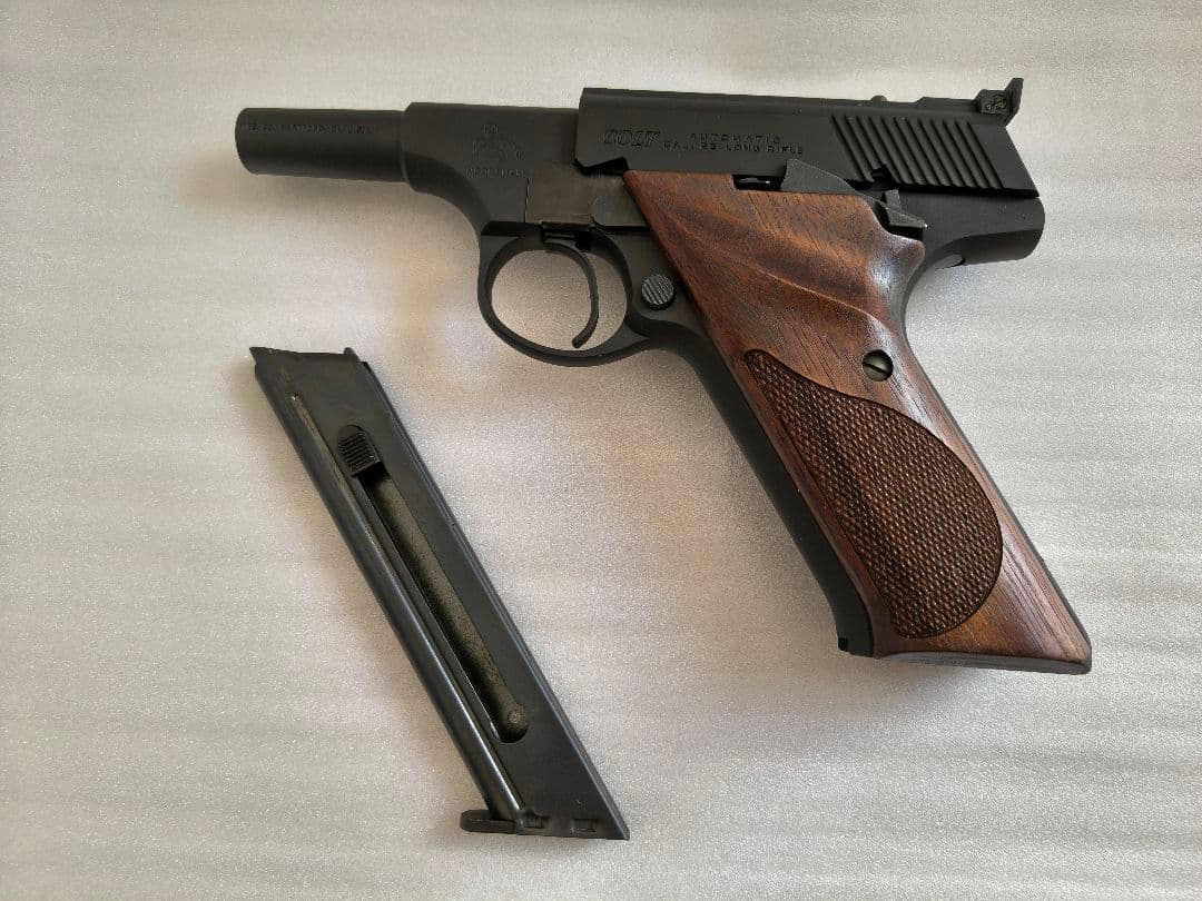 C①モデルガン　CAWコルトウッズマンショートバレルカスタム木製グリップ付