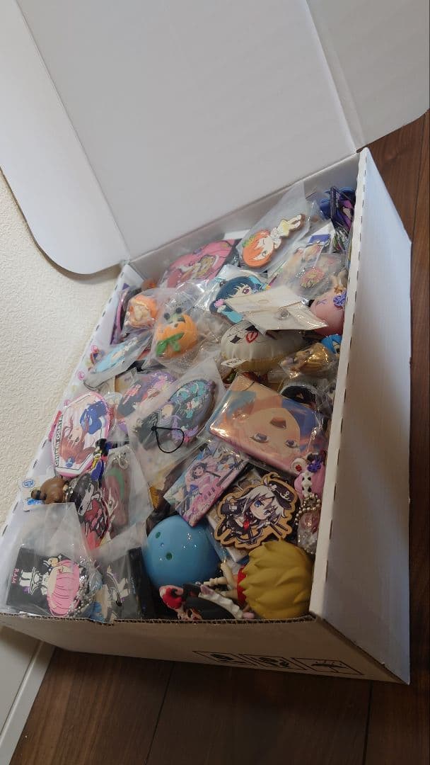 アニメグッズまとめ売り　300点以上
