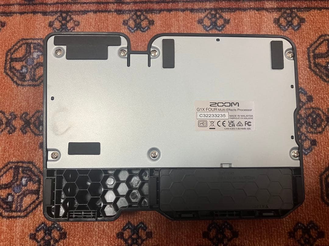 極美品！ZOOM G1X four